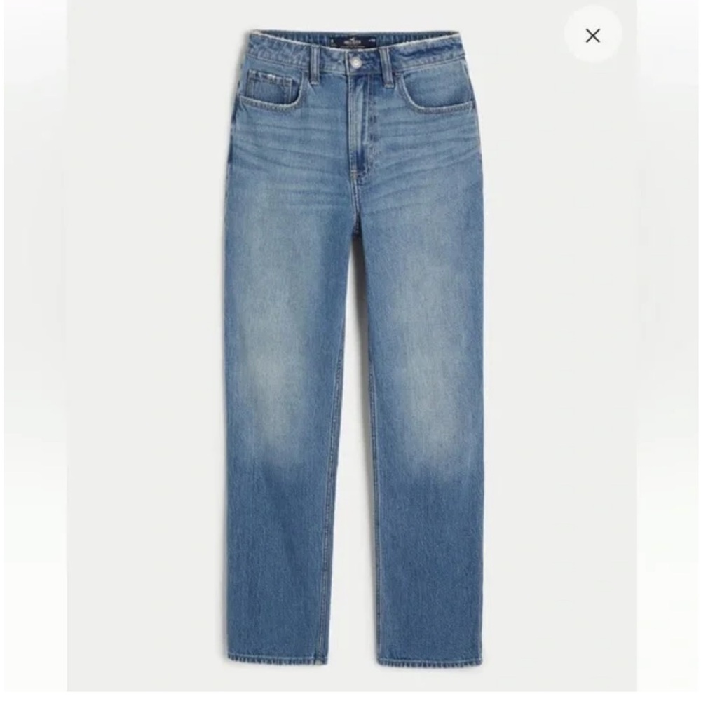 Hollister Ultra High-Rise Vintage Straight Jeans